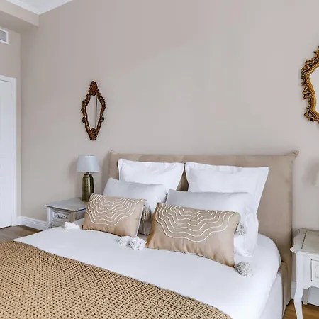 Apartman La Grande Terrasse 4 Stars-4br Sleeps 8, 135 Sqm